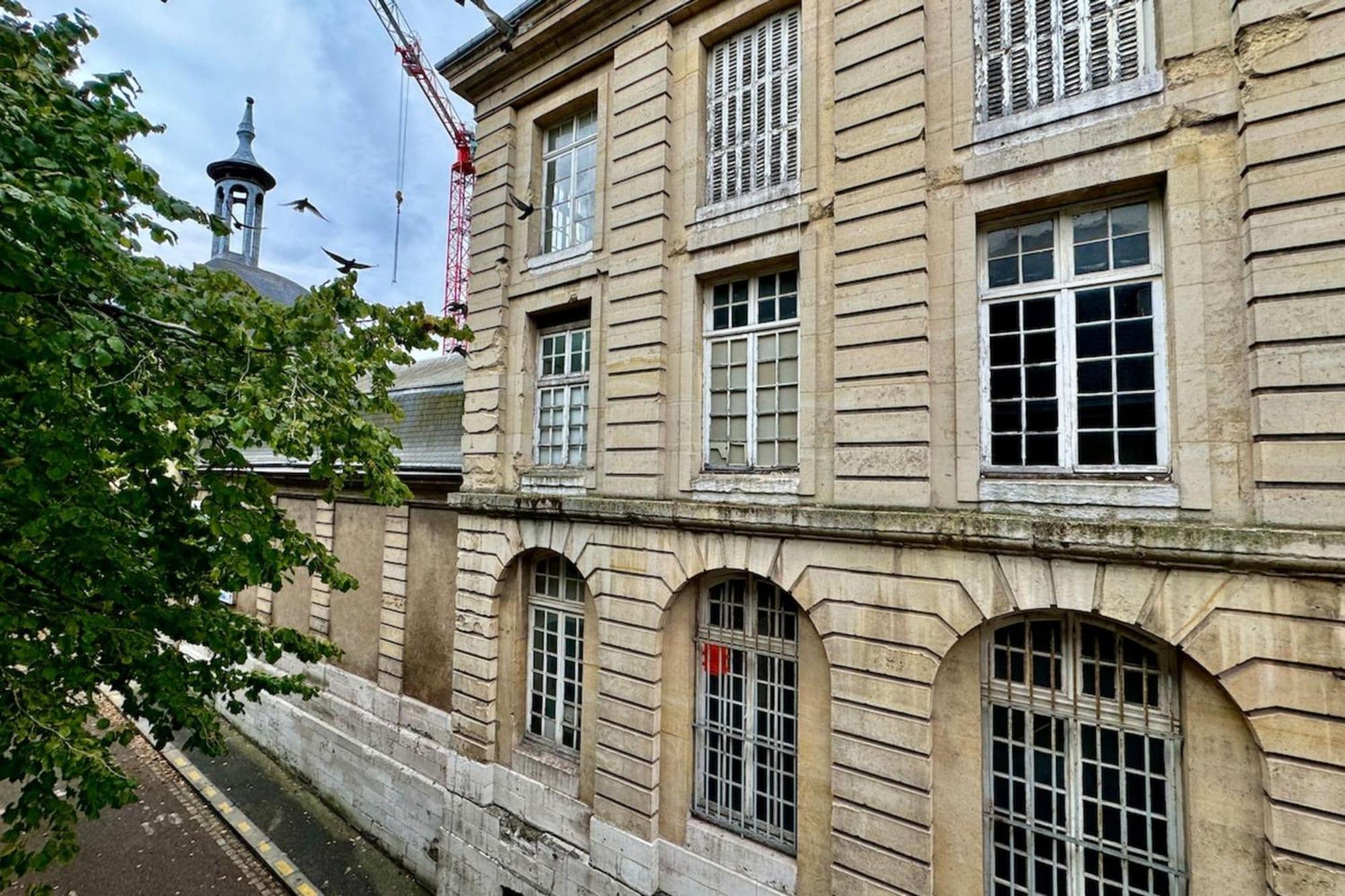 Gerard, Appartement Central Avec Parking Prive Rouen Exterior photo